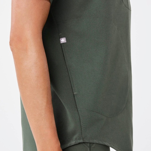 FIGS- Halle V-Neck Tunic Scrub Top in moss - Picture 6 of 7
